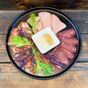 Мясная тарелка